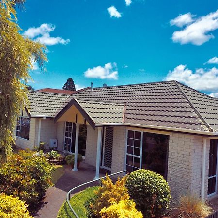 Tui House Villa Taupo Exterior photo